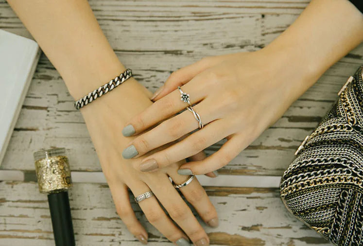 Anillo Abierto Ondulado Elegante Para Damas Textura Onda