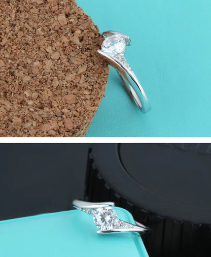 Anillo de Diamante Elegante con Cristales para Ella